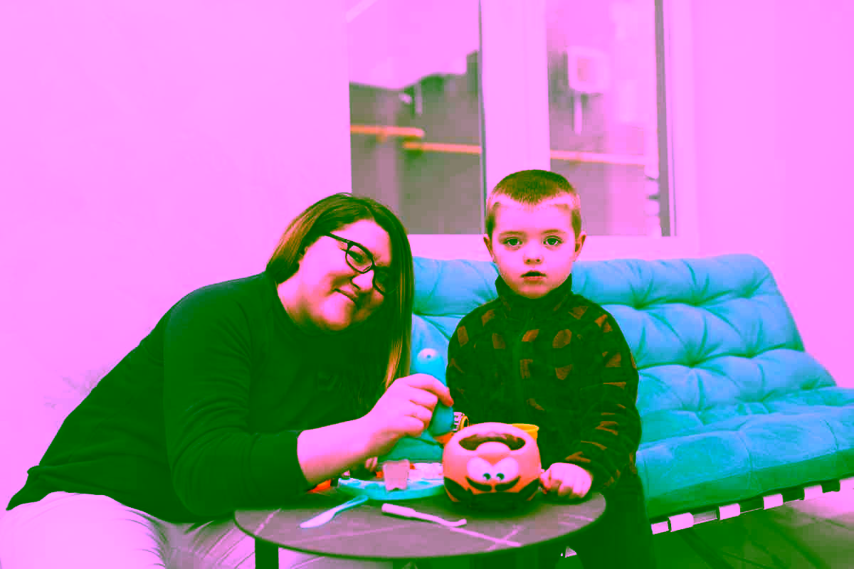 как правильно чистить зубы детям