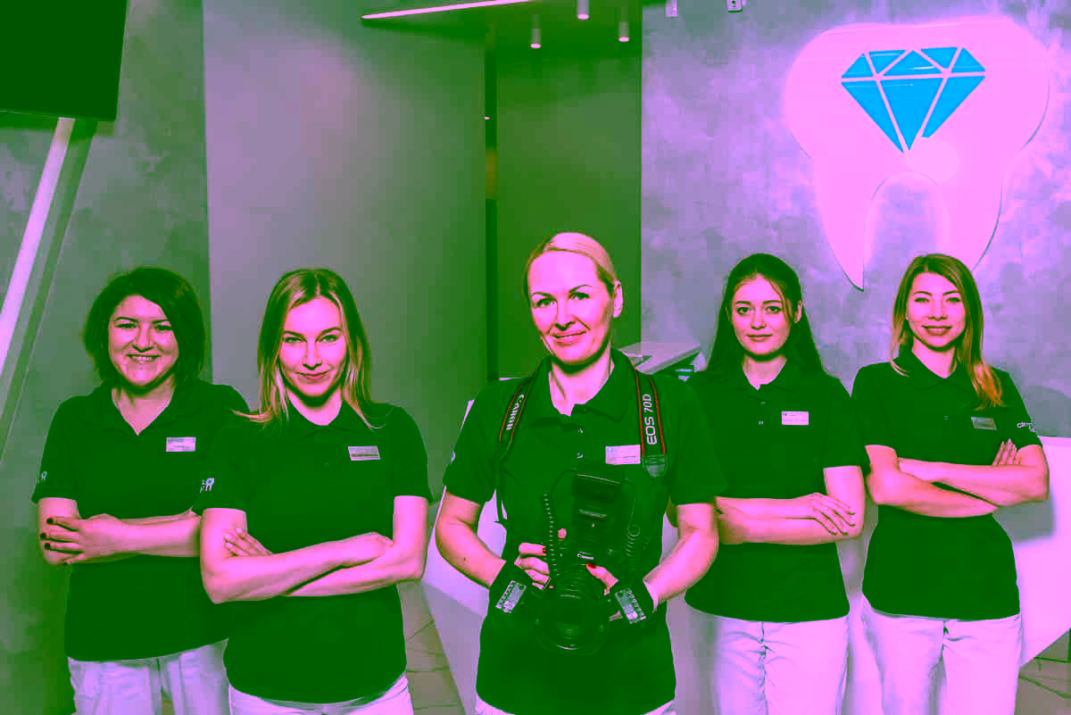 Команда Crystal Dent